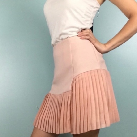 Dalia Blush Pink High Waisted Pleated Skirt S2. - Picture 2 of 11